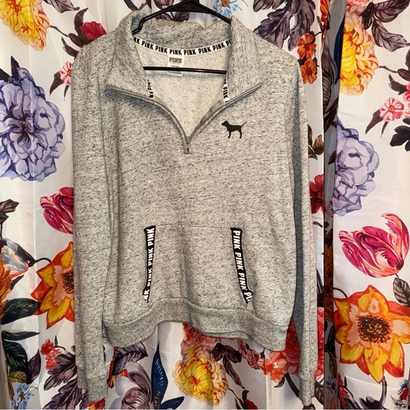VS Pink 1/4-Zip Junior’s Pullover - Picture 1 of 8